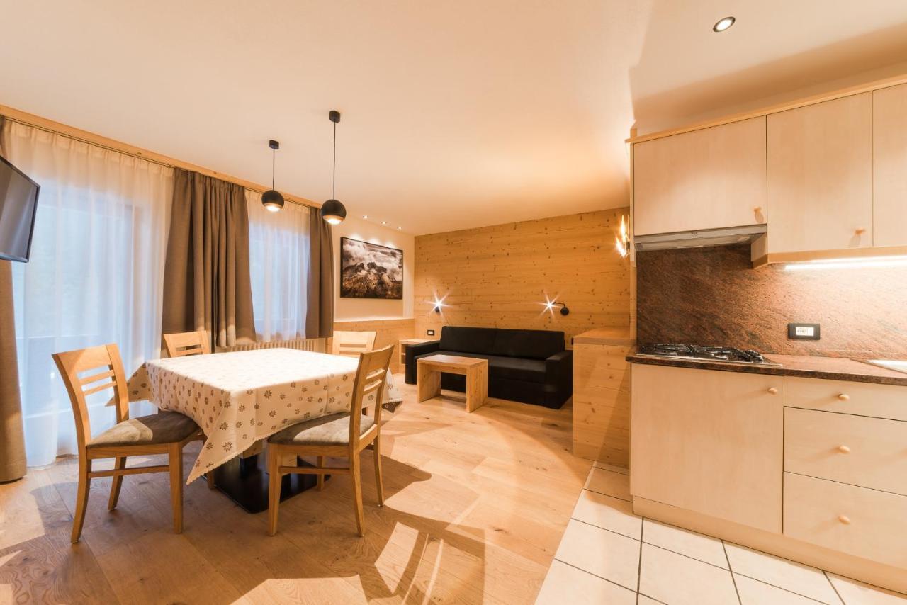 Residence Chalet Pinis Corvara In Badia Exterior foto