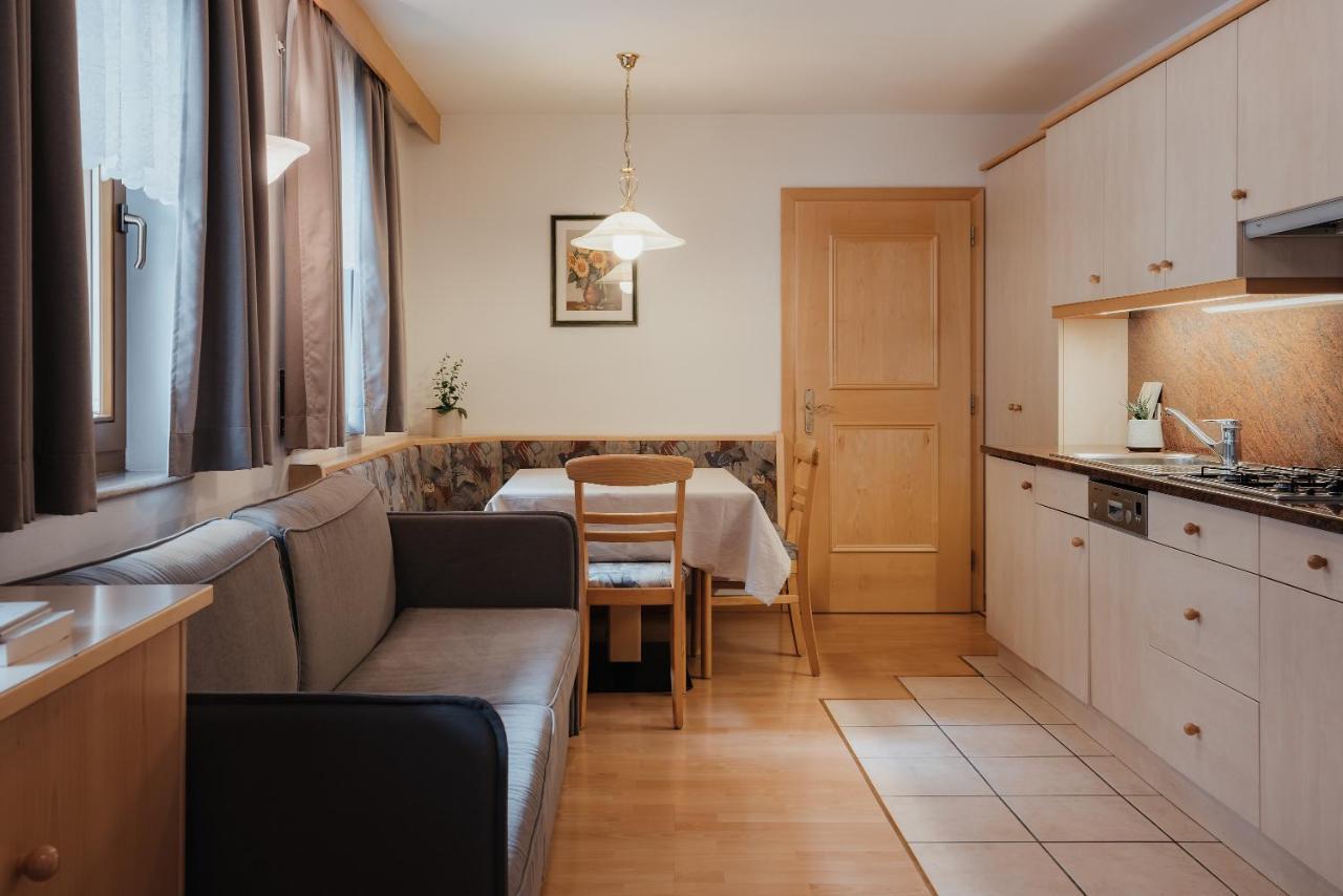 Residence Chalet Pinis Corvara In Badia Exterior foto